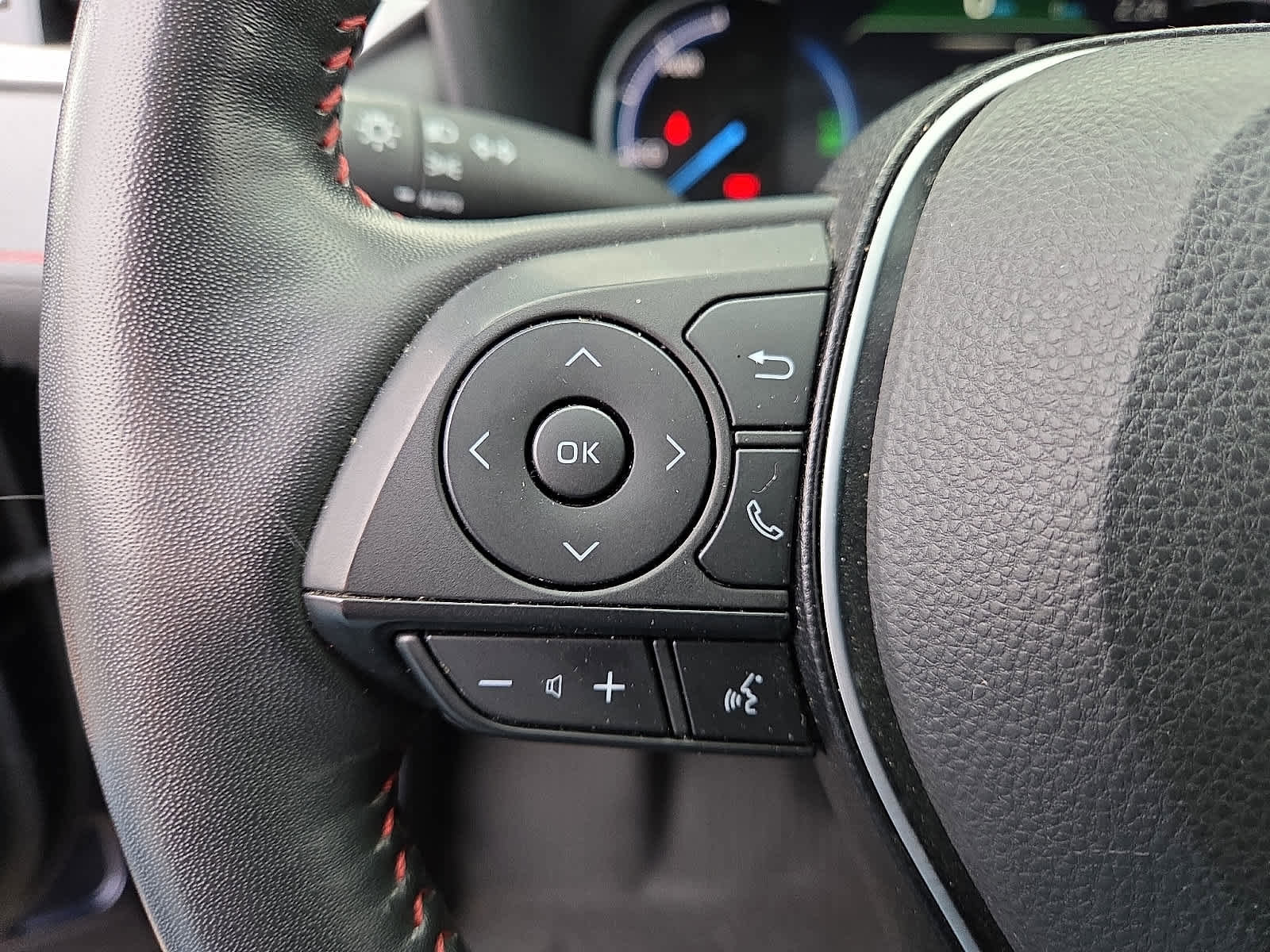 Certified 2023 Toyota RAV4 SE w/ Weather & Moonroof Package image 23