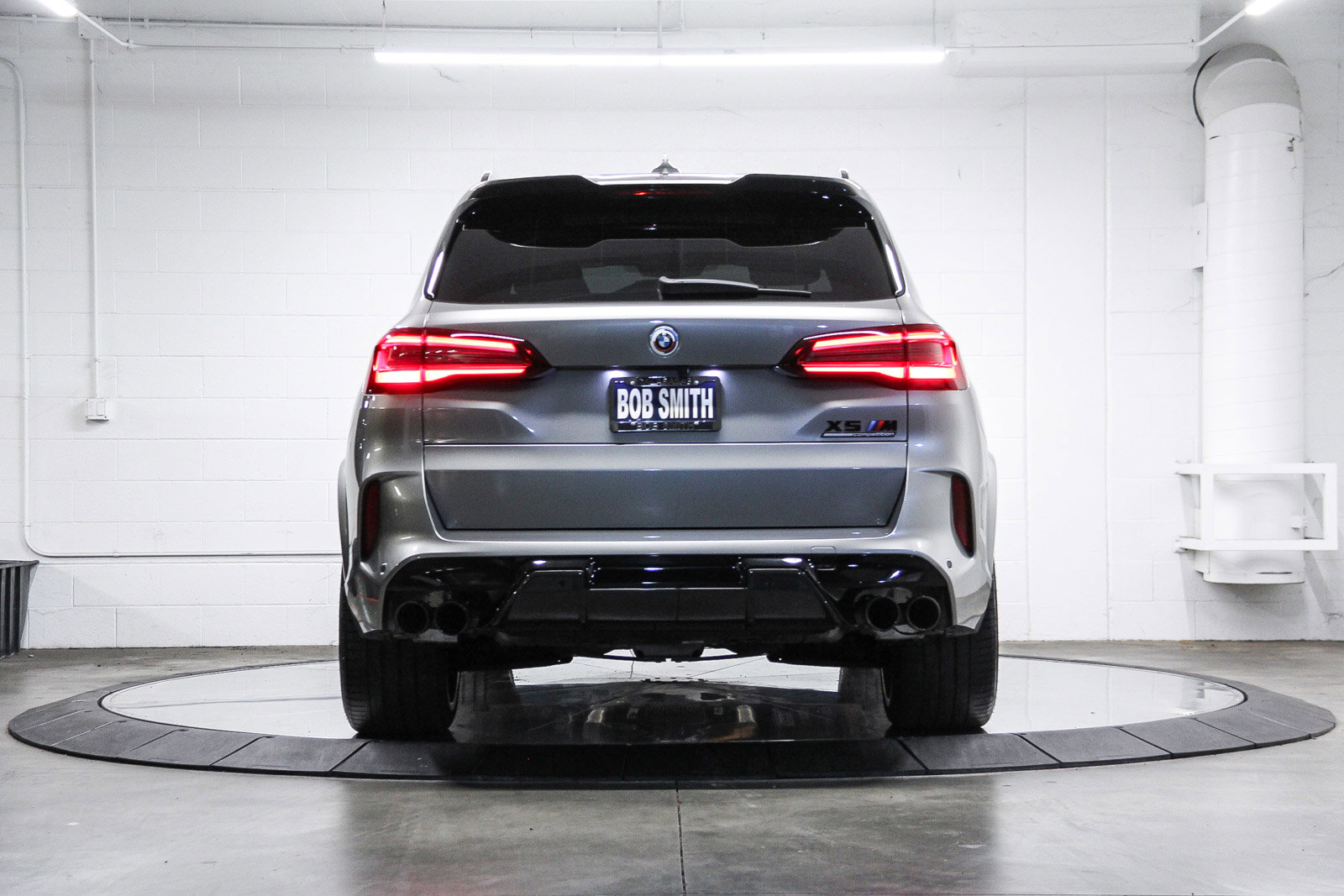 Used 2023 BMW X5 M w/ Competition Package image 5