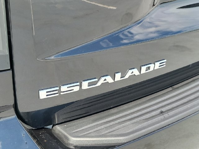 New 2026 Cadillac Escalade ESV 4WD w/ LPO, Floor Liner Package image 11