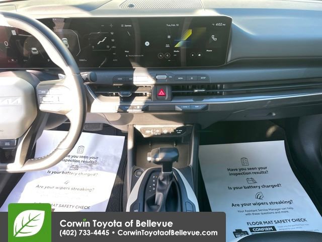 Used 2025 Kia K4 GT-Line w/ GT-Line Premium Package image 23