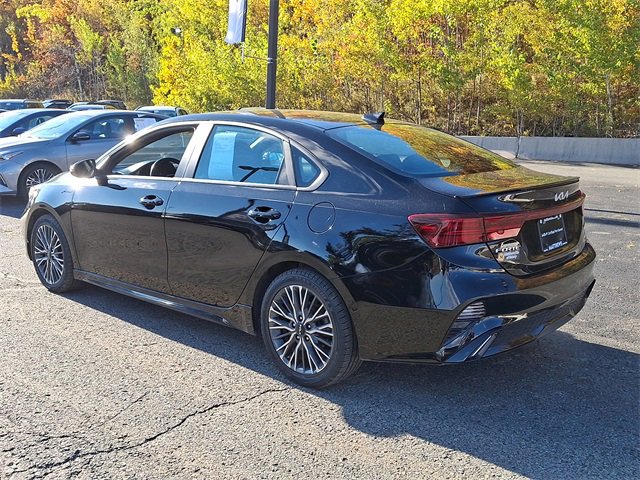 Certified 2023 Kia Forte GT-Line image 4