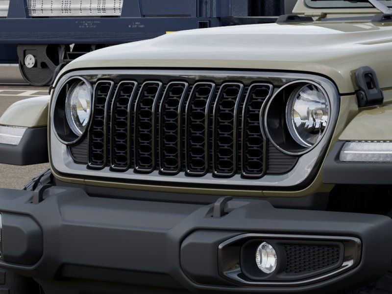 New 2025 Jeep Gladiator Sport AWD/4WD image 11