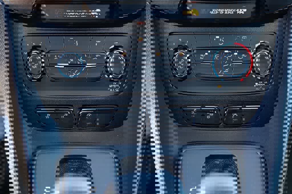 Used 2023 Ford Transit Connect XL image 14