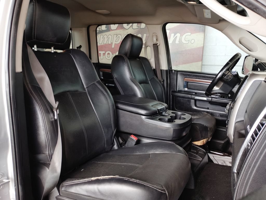 Used 2018 RAM 2500 Laramie w/ Convenience Group AWD/4WD image 15