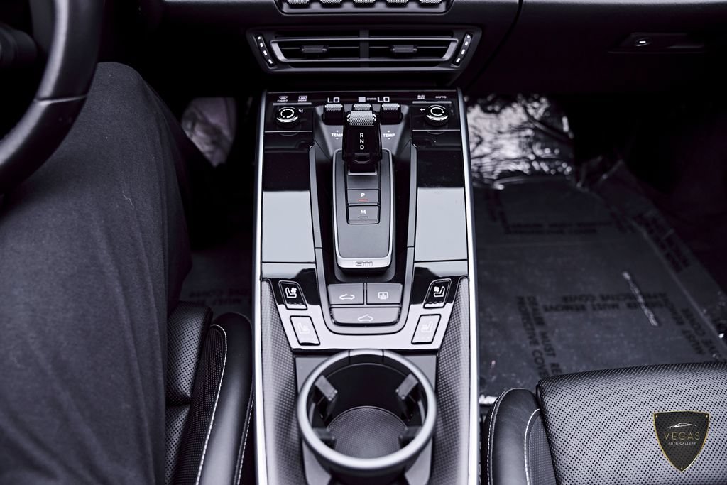 Used 2022 Porsche 911 Turbo S AWD/4WD image 75