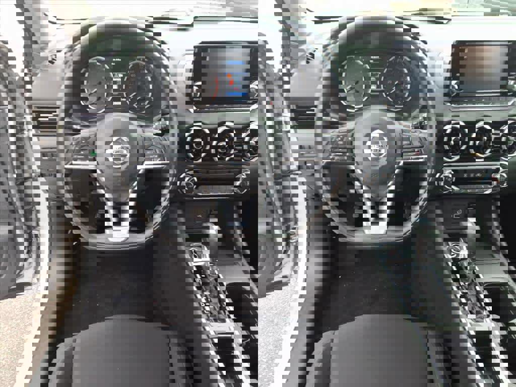 Certified 2020 Nissan Sentra S image 14