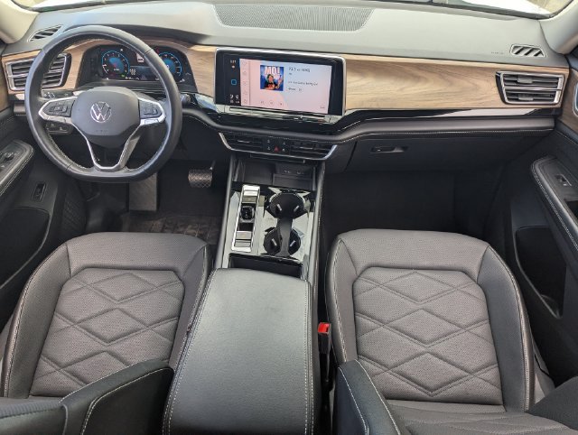 Used 2024 Volkswagen Atlas SE AWD/4WD image 13