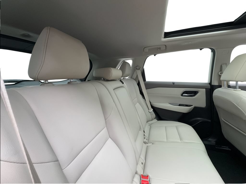 Used 2021 Nissan Rogue SL FWD image 27