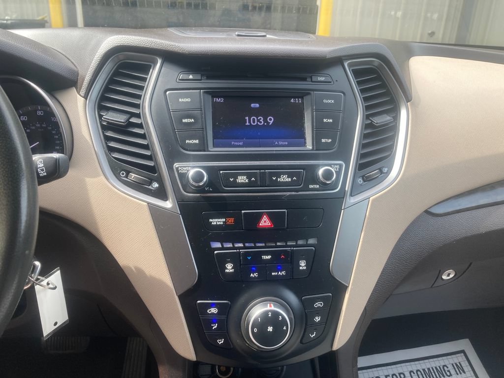 Used 2017 Hyundai Santa Fe Sport AWD/4WD image 23
