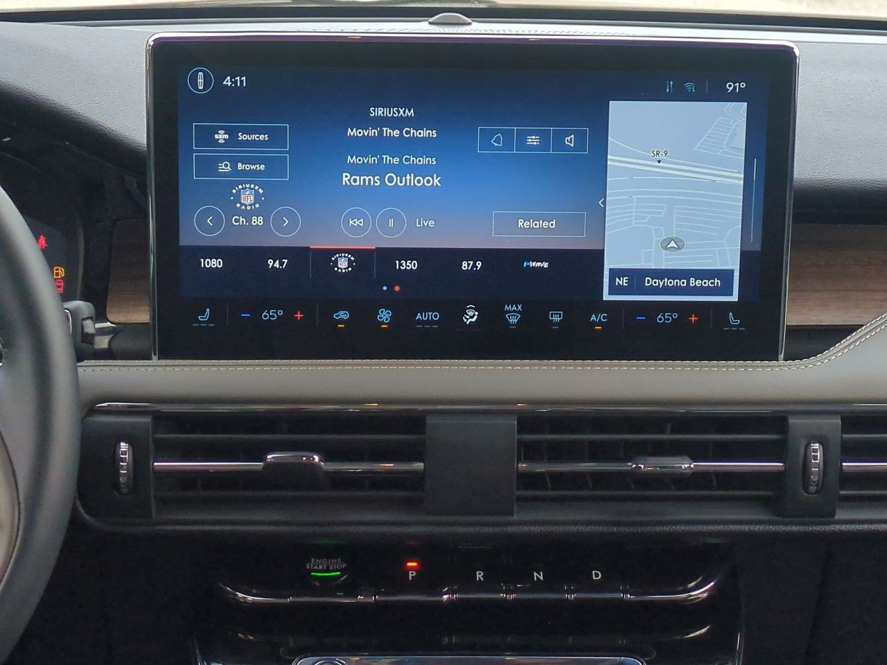 Used 2025 Lincoln Corsair Grand Touring image 19