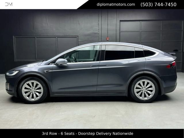 Used 2017 Tesla Model X AWD/4WD image 4