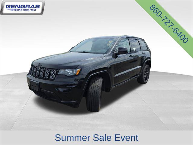 Certified 2022 Jeep Grand Cherokee Laredo X AWD/4WD image 4