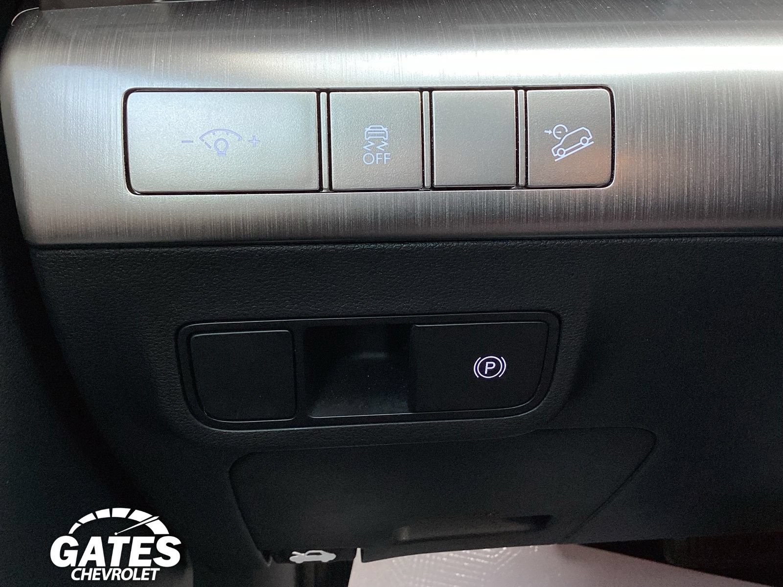 Used 2025 Hyundai Kona SEL FWD image 21