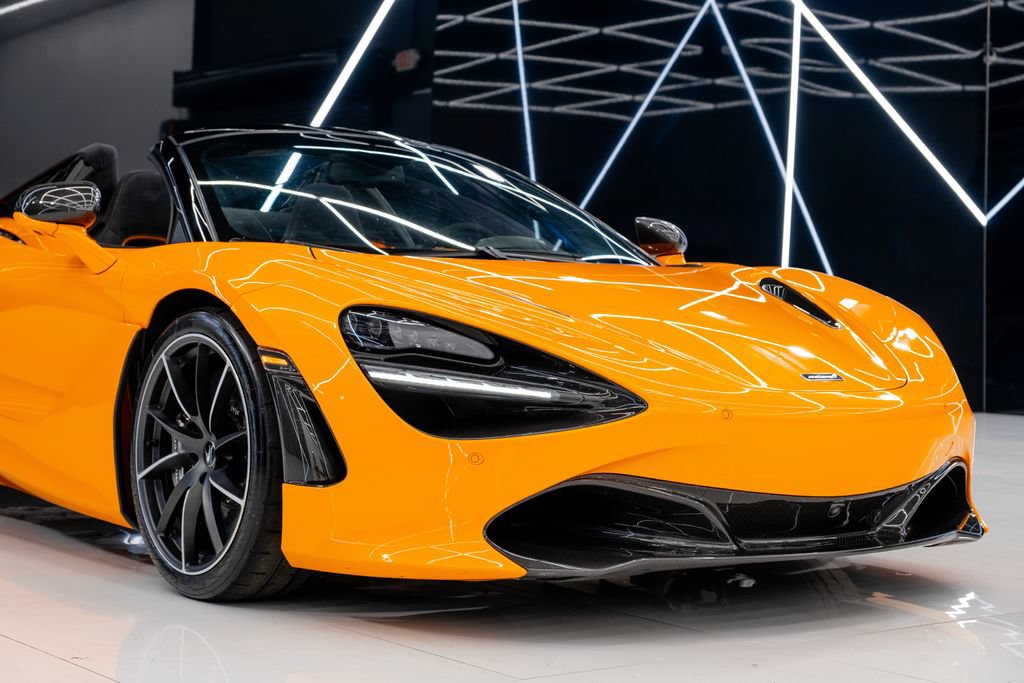 Used 2020 McLaren 720S Spider RWD image 5