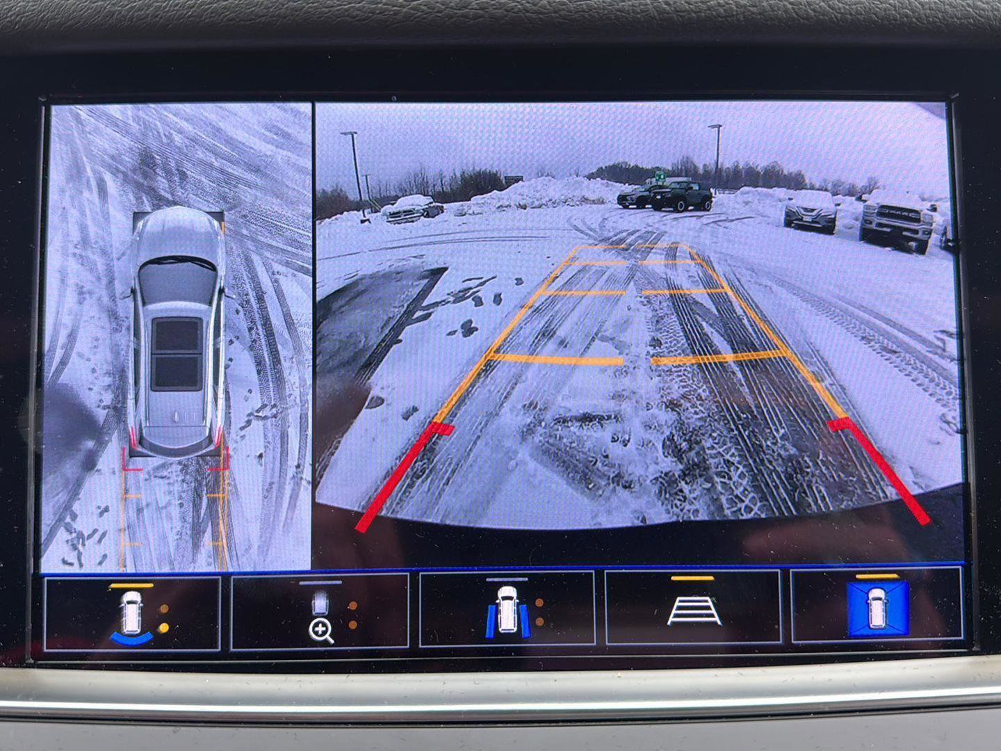 Used 2022 Cadillac XT5 Premium Luxury w/ Technology Package image 27