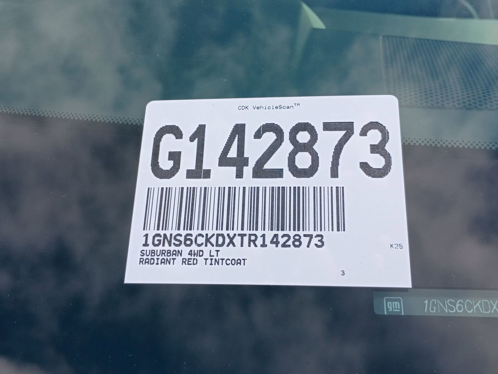 New 2026 Chevrolet Suburban LT image 34