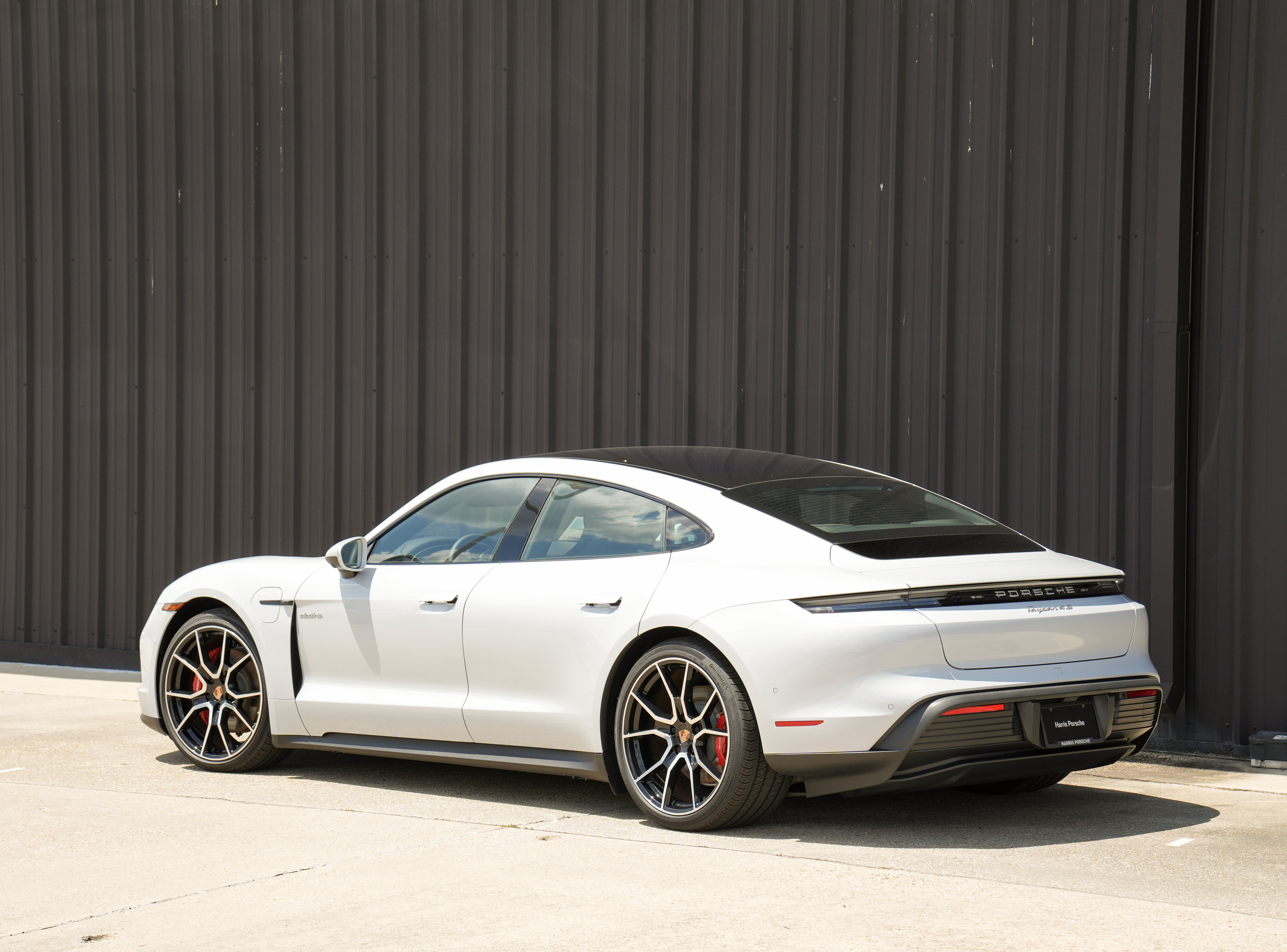 New 2026 Porsche Taycan 4S AWD/4WD image 3