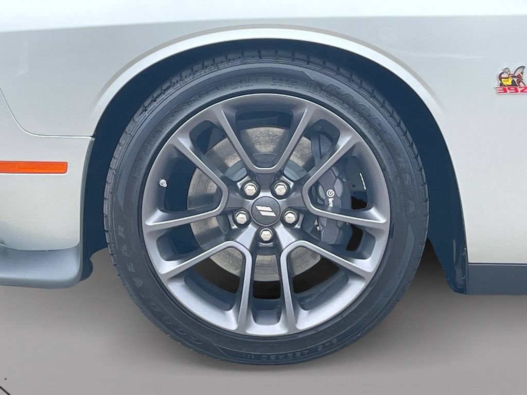 Used 2023 Dodge Challenger R/T Scat Pack RWD image 9