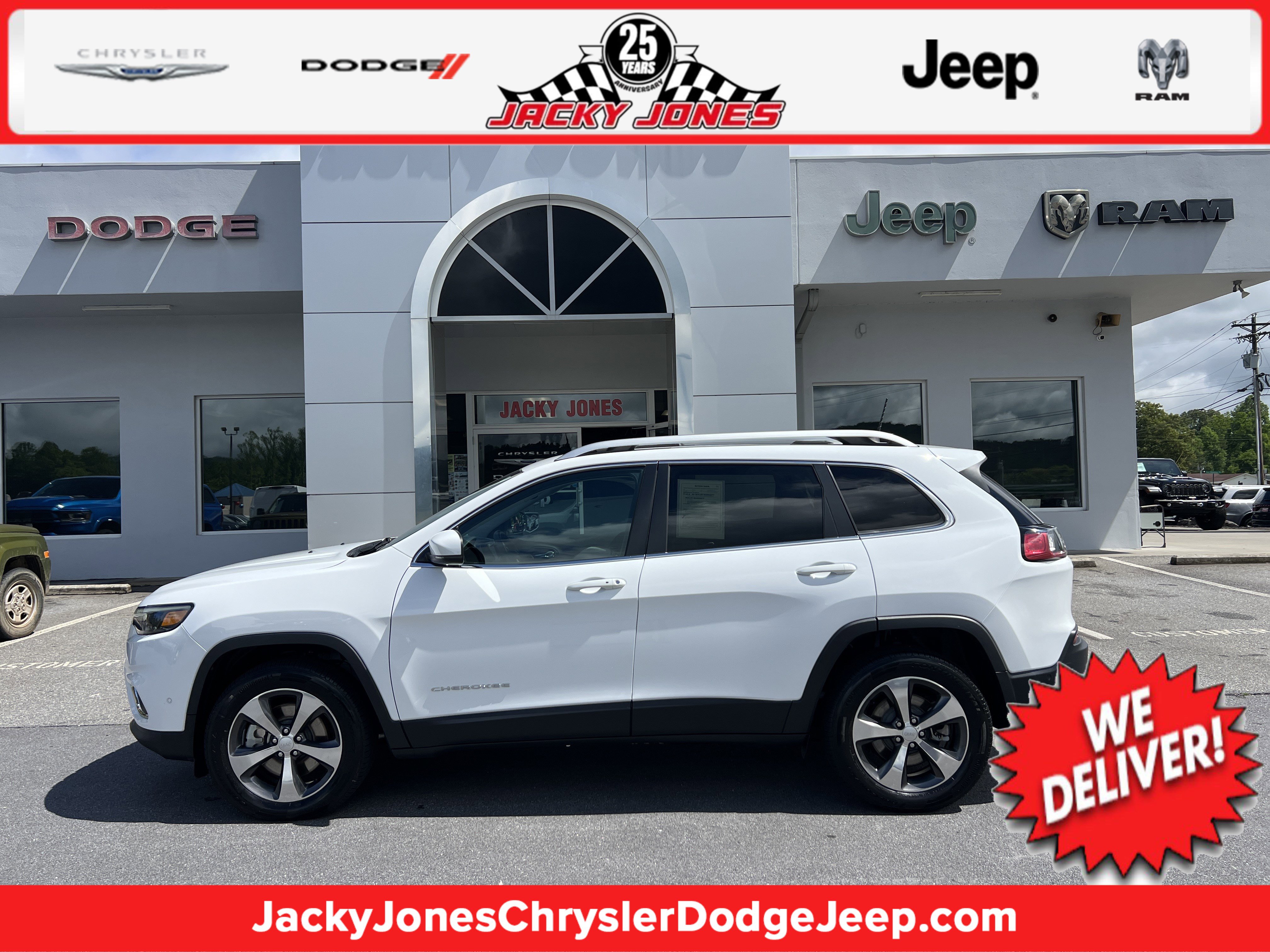 Used 2020 Jeep Cherokee Limited w/ Technology Group AWD/4WD image 1