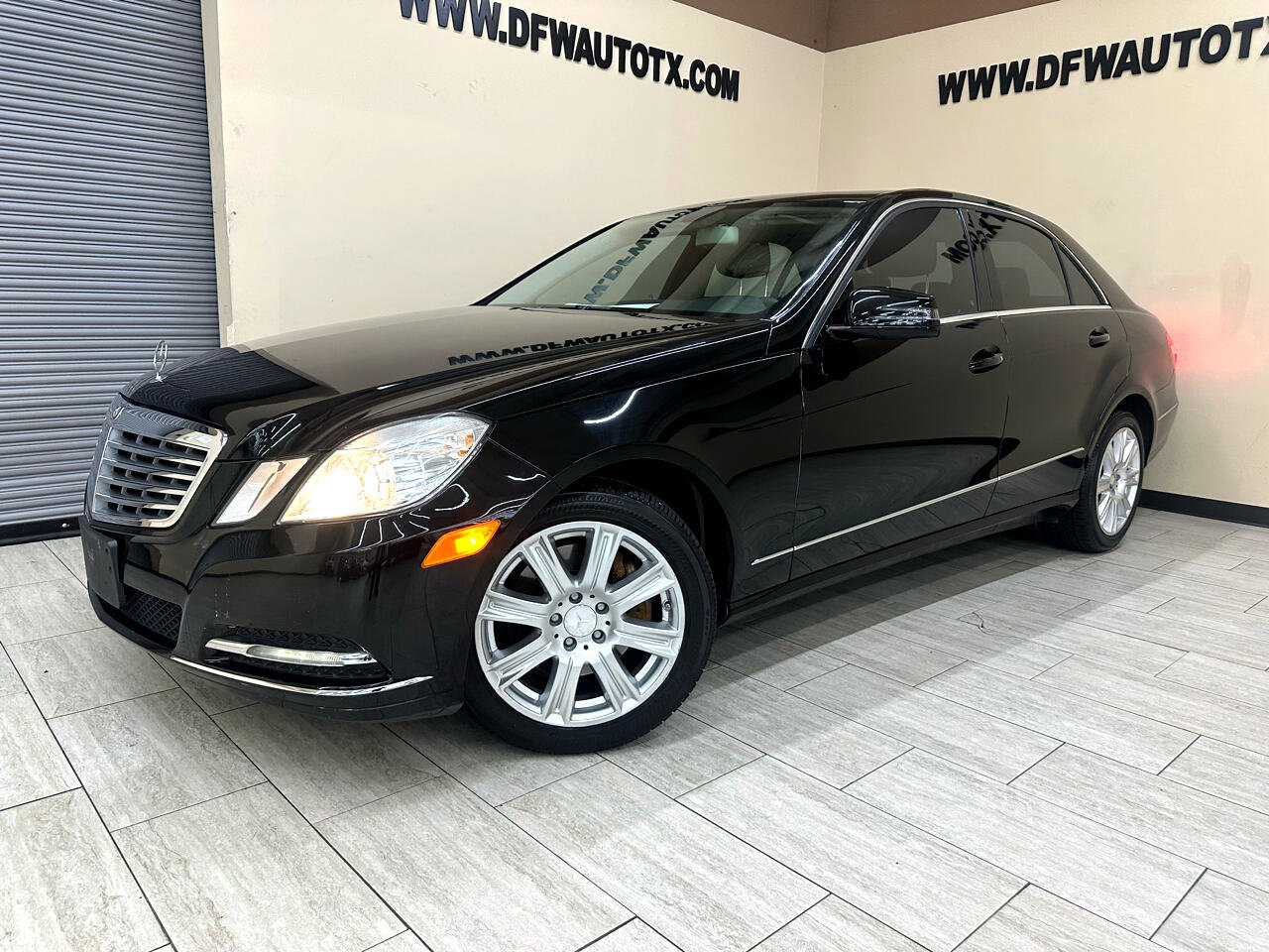 Used 2013 Mercedes-Benz E 350 BlueTEC Sedan image 1