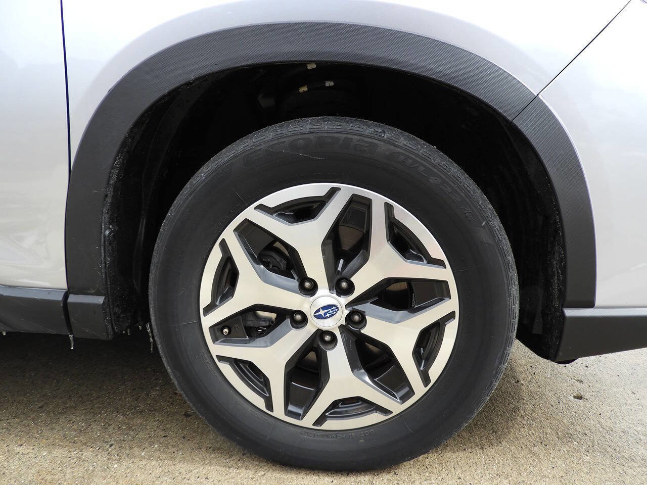 Used 2021 Subaru Forester Premium image 45