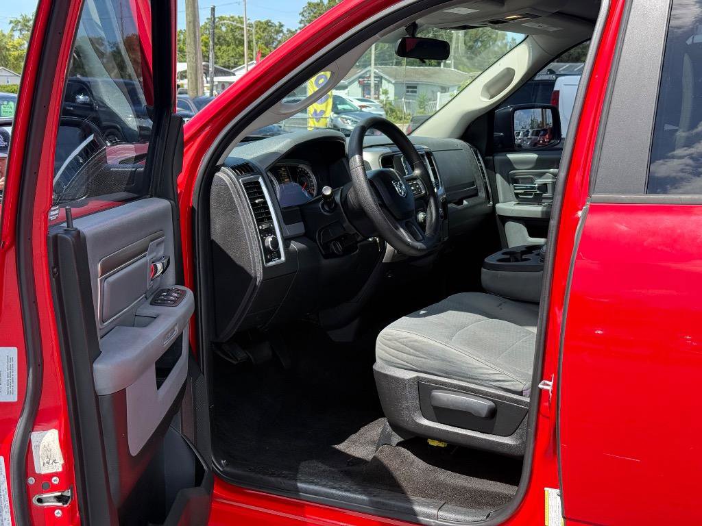 Used 2017 RAM 1500 Classic SLT image 11