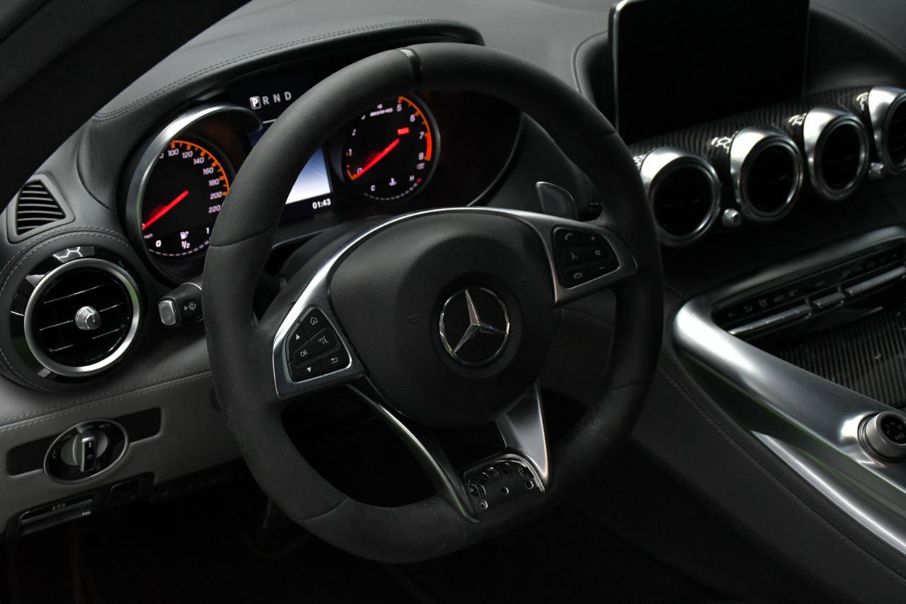Used 2018 Mercedes-Benz AMG GT S image 21
