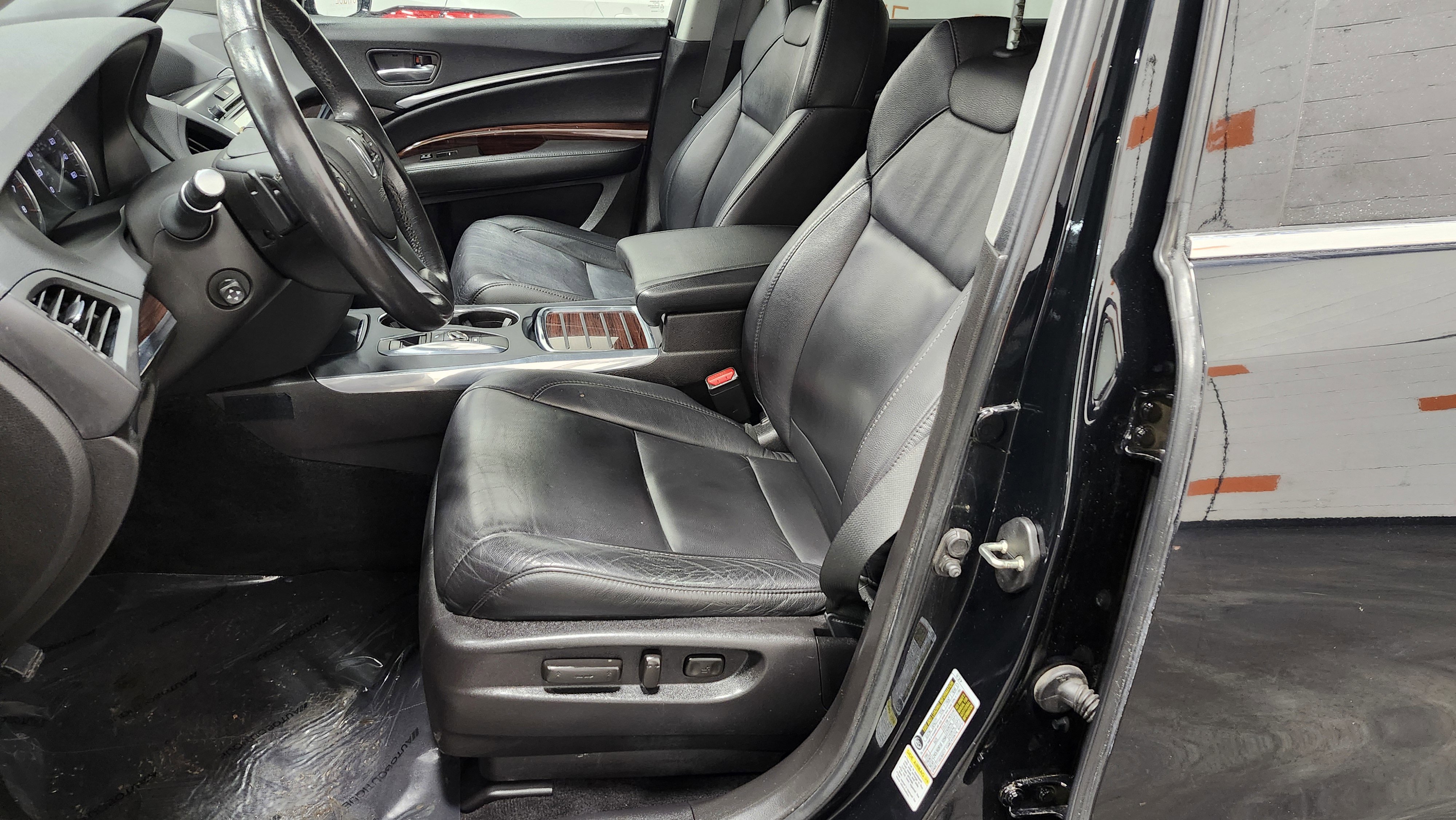 Used 2016 Acura MDX SH-AWD image 24