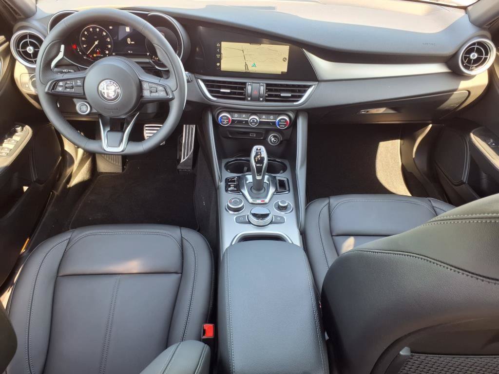 New 2025 Alfa Romeo Giulia RWD image 28