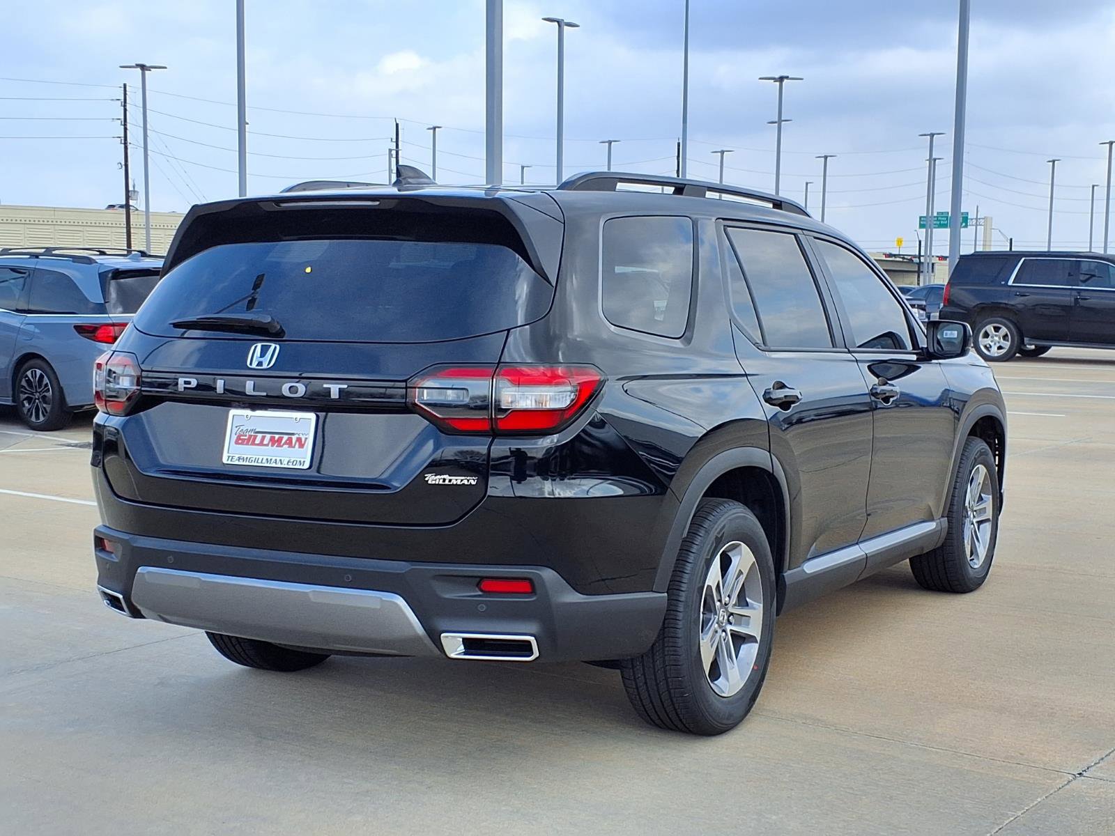 New 2026 Honda Pilot EX-L image 4