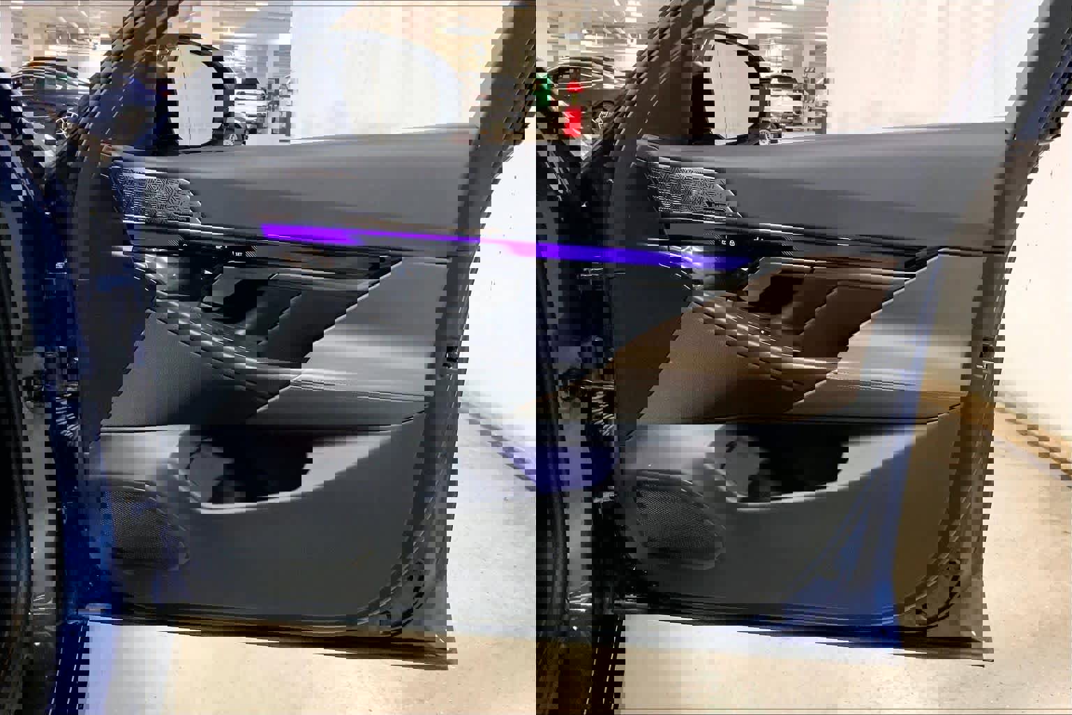 Used 2024 BMW i5 M60 image 22