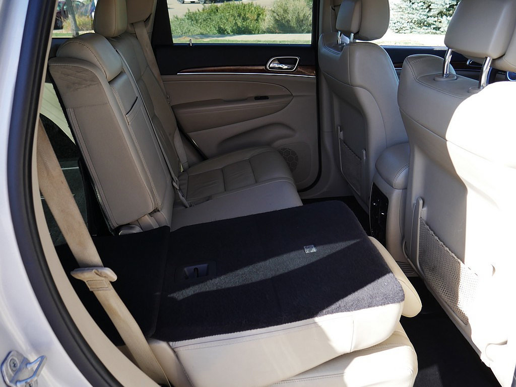 Used 2013 Jeep Grand Cherokee Limited AWD/4WD image 48