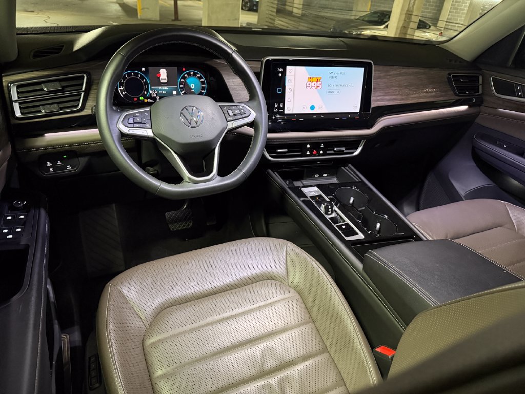 Certified 2024 Volkswagen Atlas SEL AWD/4WD image 12