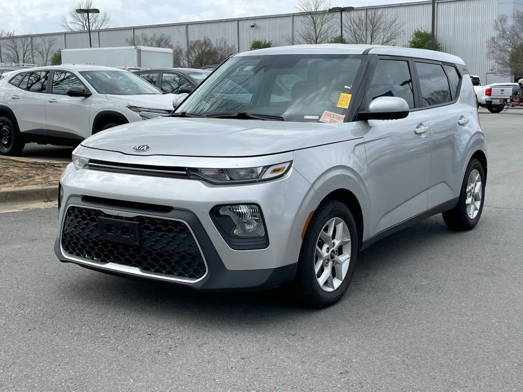 Used 2021 Kia Soul S image 3