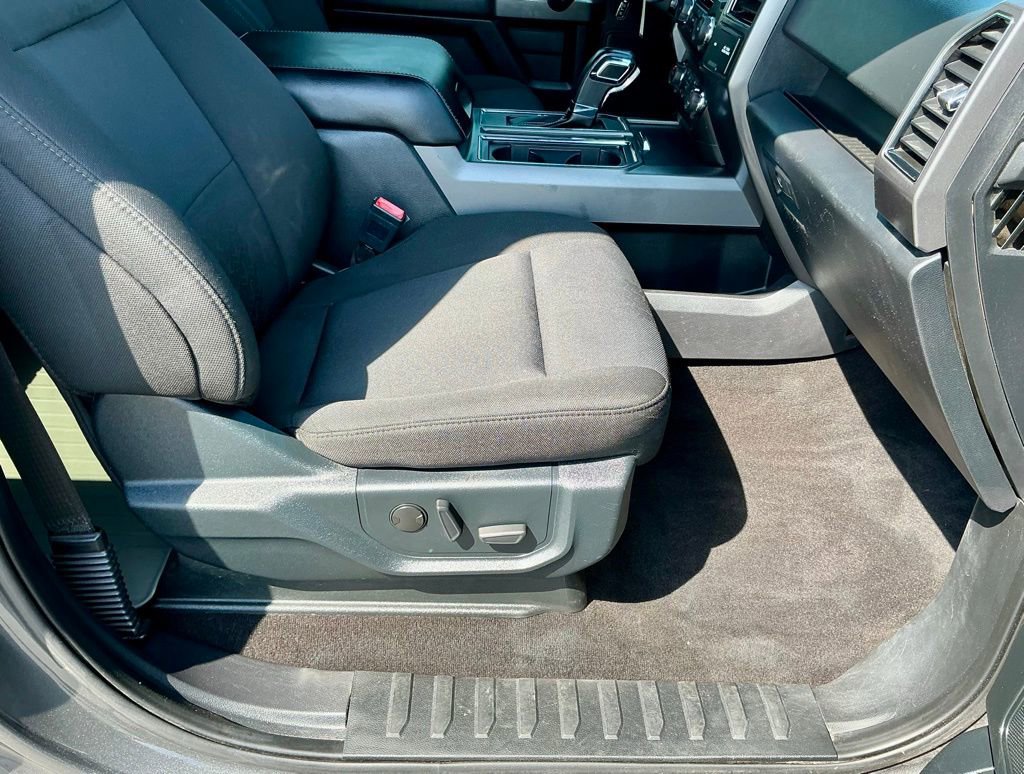 Used 2020 Ford F150 XLT w/ Equipment Group 302A Luxury image 23