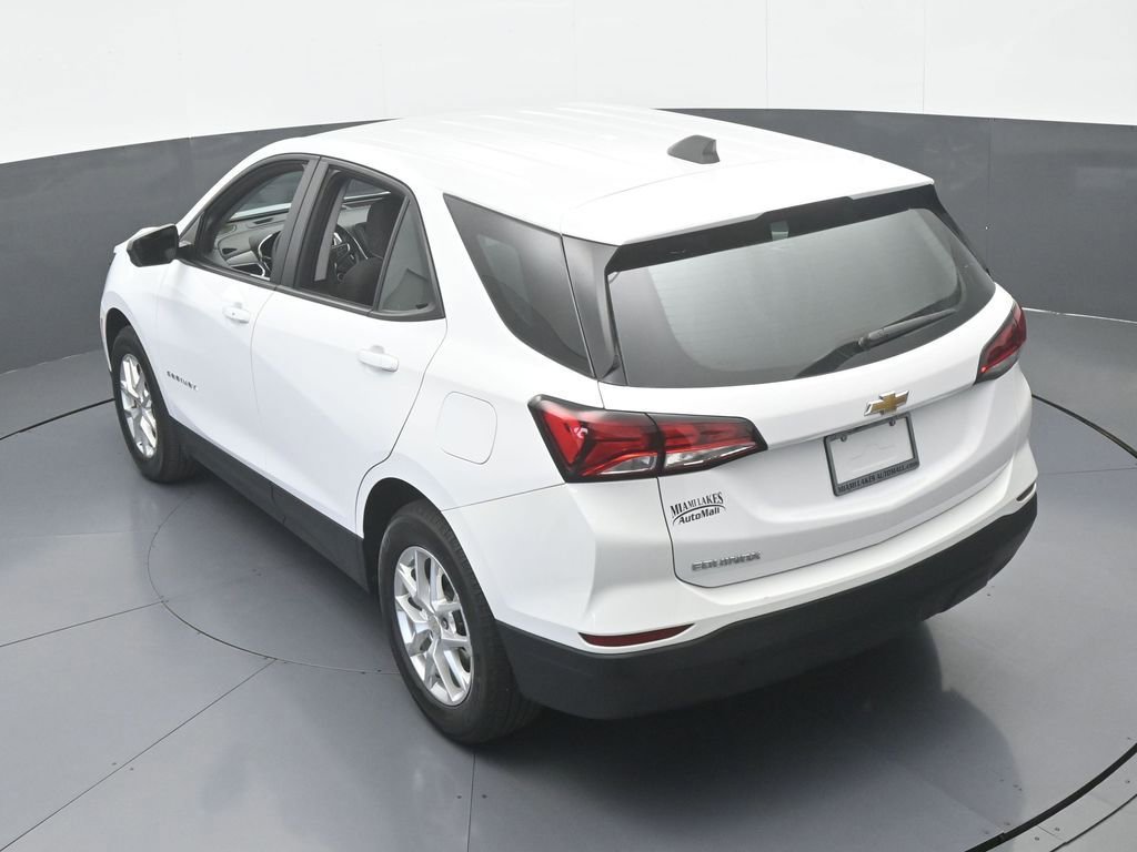 Used 2024 Chevrolet Equinox LS FWD image 43