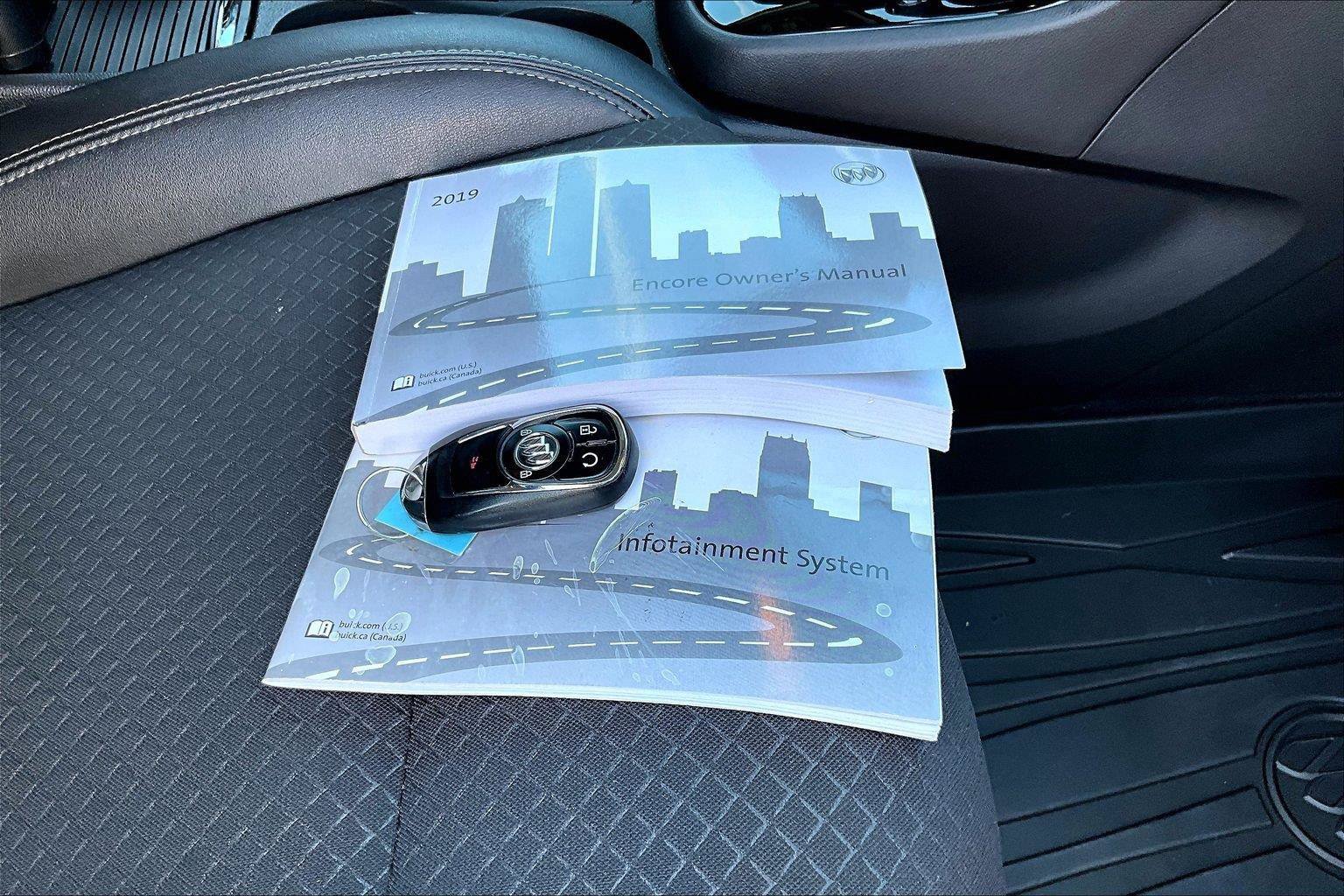 Used 2019 Buick Encore Sport Touring w/ Safety Package FWD image 11