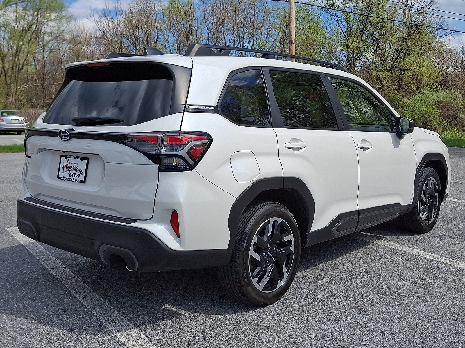 Used 2025 Subaru Forester Limited AWD/4WD image 6