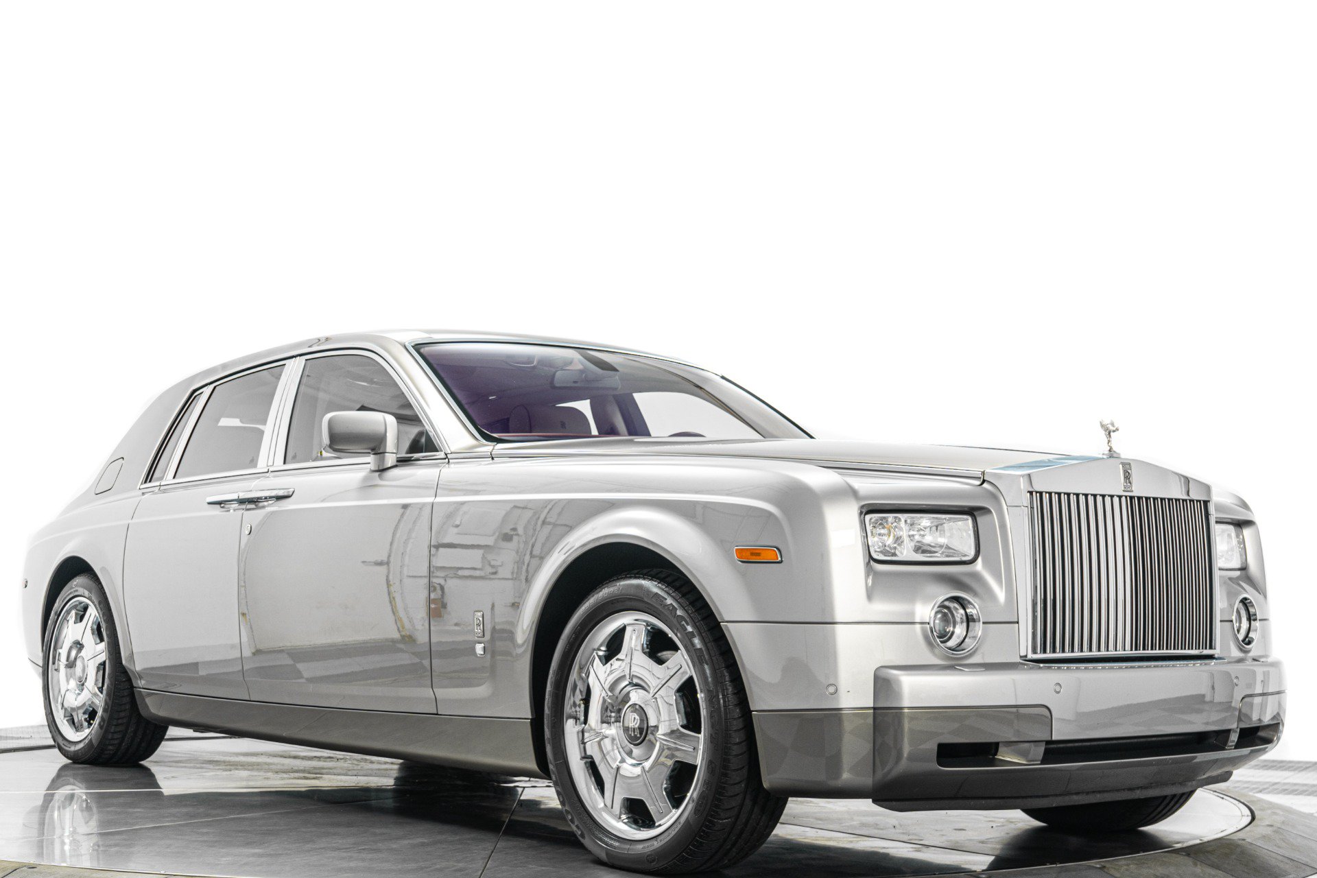 Used 2007 Rolls-Royce Phantom Sedan RWD image 39