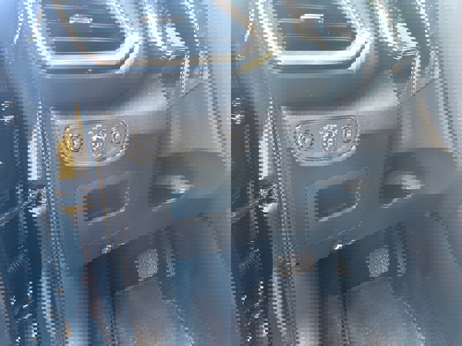 Used 2023 Chevrolet TrailBlazer LT image 24