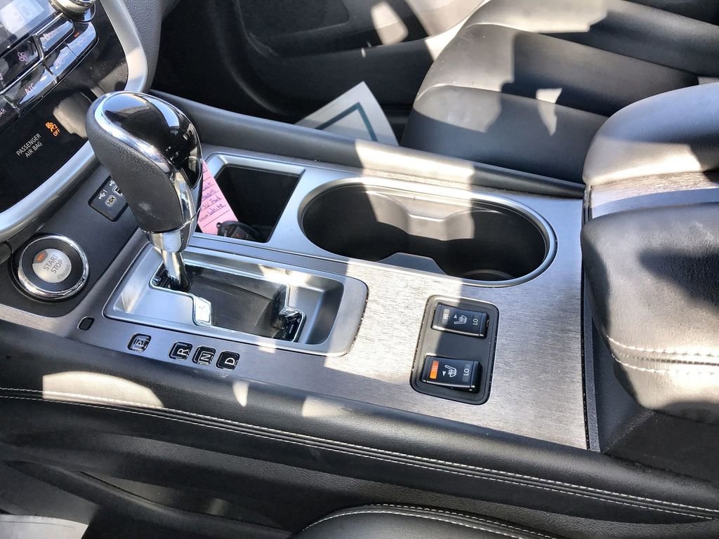 Used 2024 Nissan Murano SV w/ SV Midnight Edition Package FWD image 19