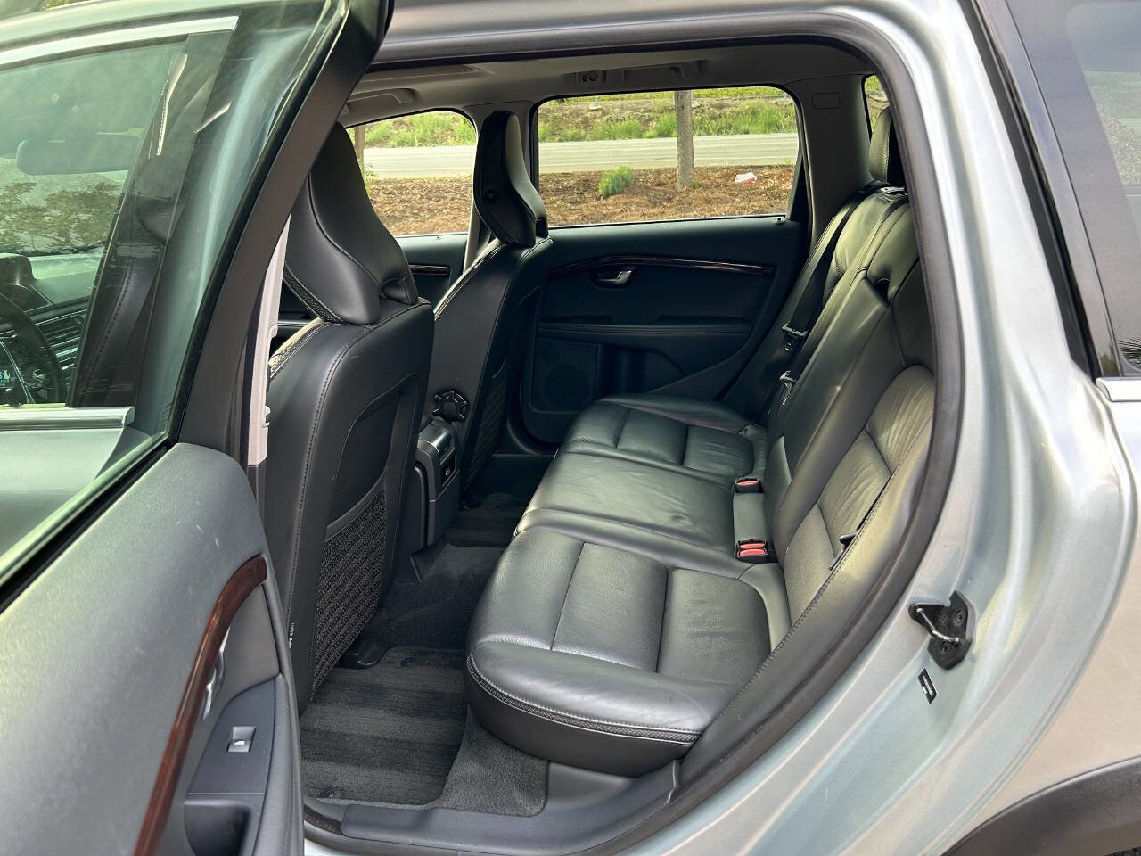 Used 2013 Volvo XC70 3.2 image 29