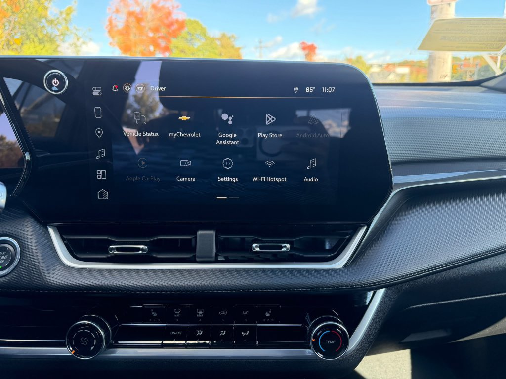 Used 2026 Chevrolet Equinox LT AWD/4WD image 14