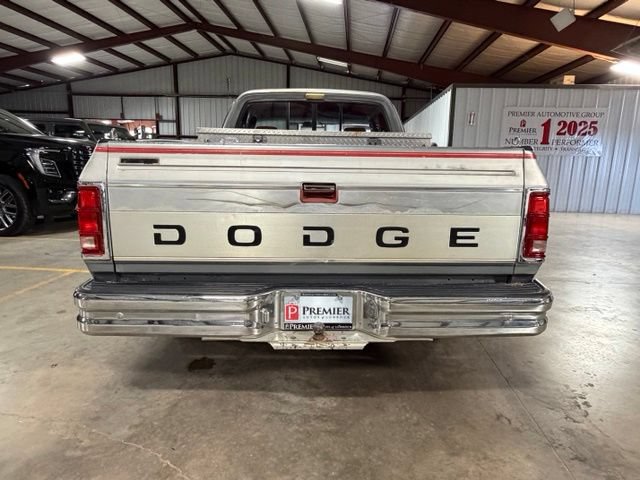 Used 1993 Dodge D/W Truck 150 RWD image 7
