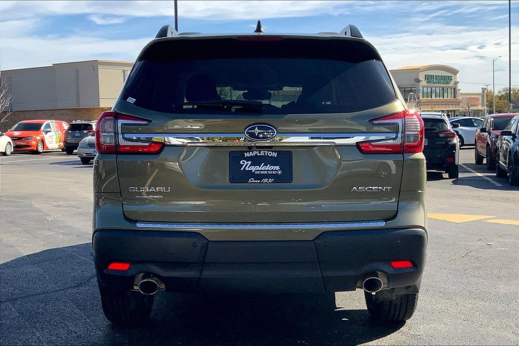 Certified 2025 Subaru Ascent Premium image 4