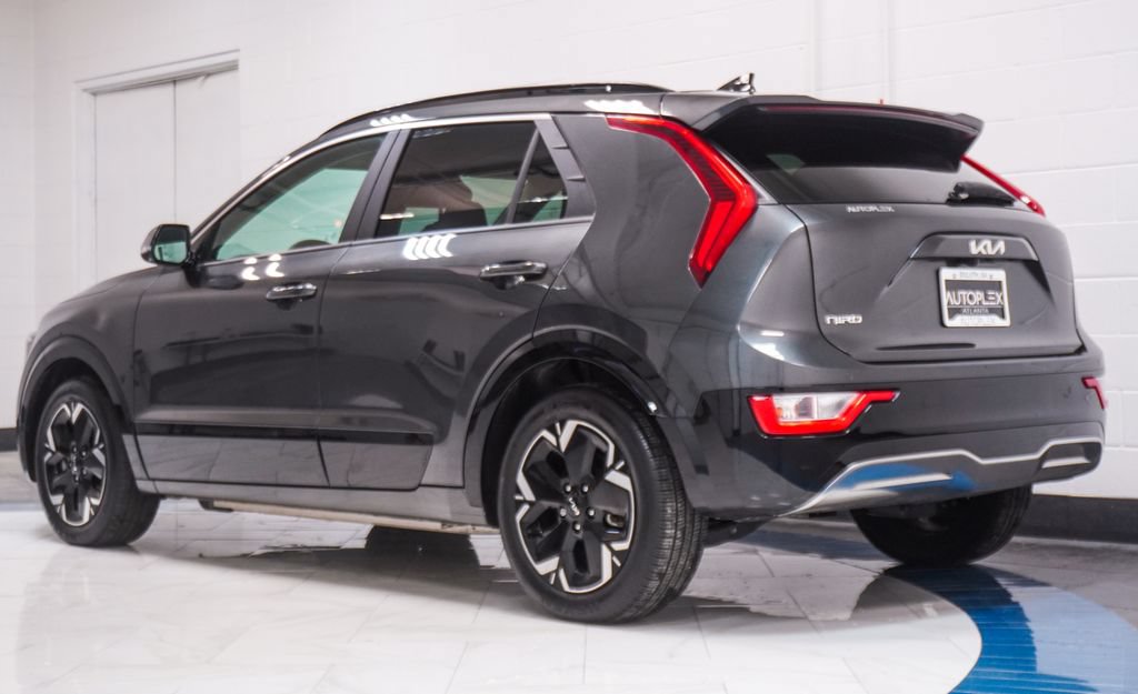 Used 2024 Kia Niro Wind w/ Wind Preserve Package FWD image 4