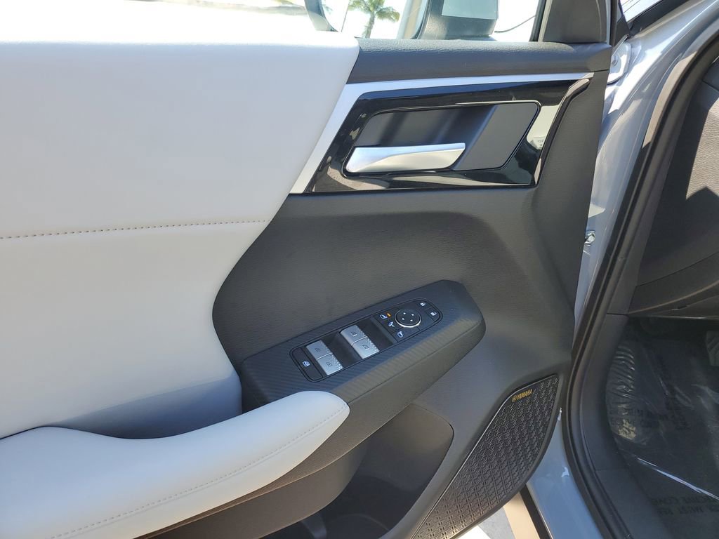 New 2026 Mitsubishi Outlander SE image 20