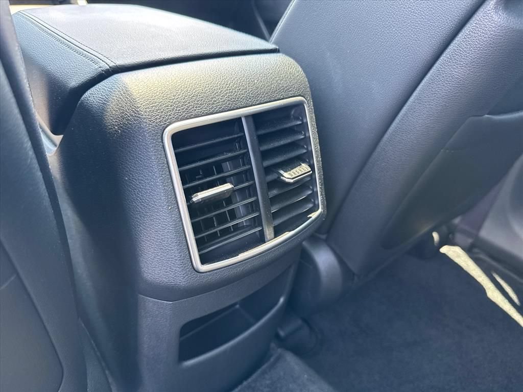 Certified 2026 Kia Sportage EX w/ EX Panoramic Sunroof Package AWD/4WD image 13
