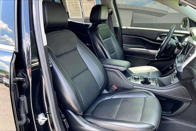 Used 2023 GMC Acadia SLT w/ Preferred Package AWD/4WD image 7