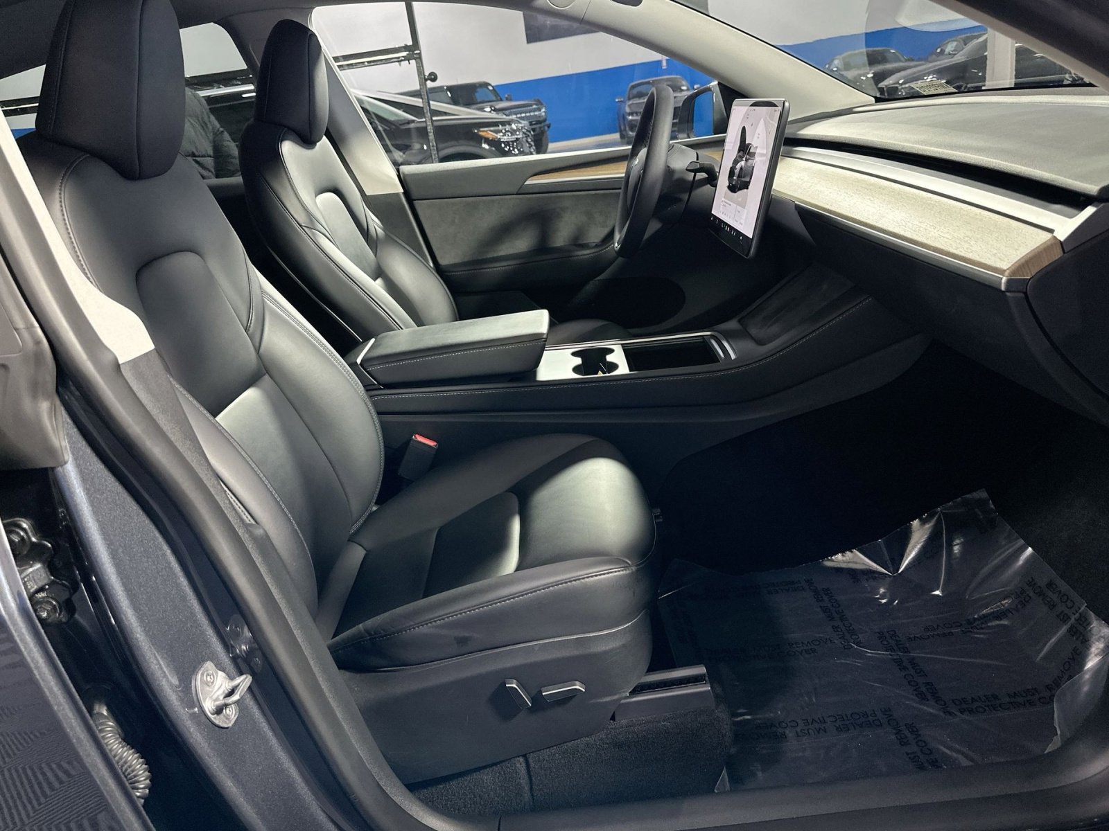 Used 2023 Tesla Model Y Long Range image 29